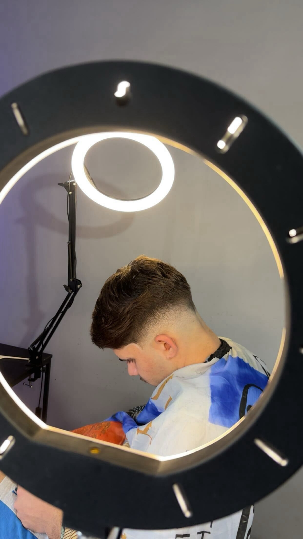 Mid fade s teksturom, Amarov rad